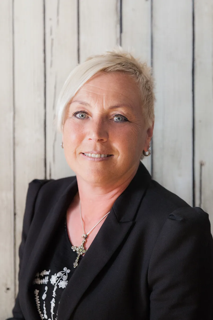 Andrea Kreutner, Büro
